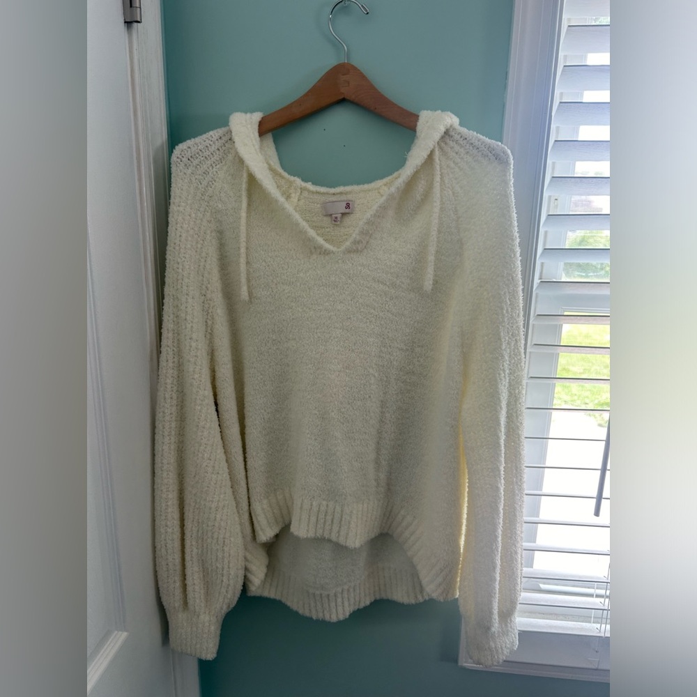 SO Sweater